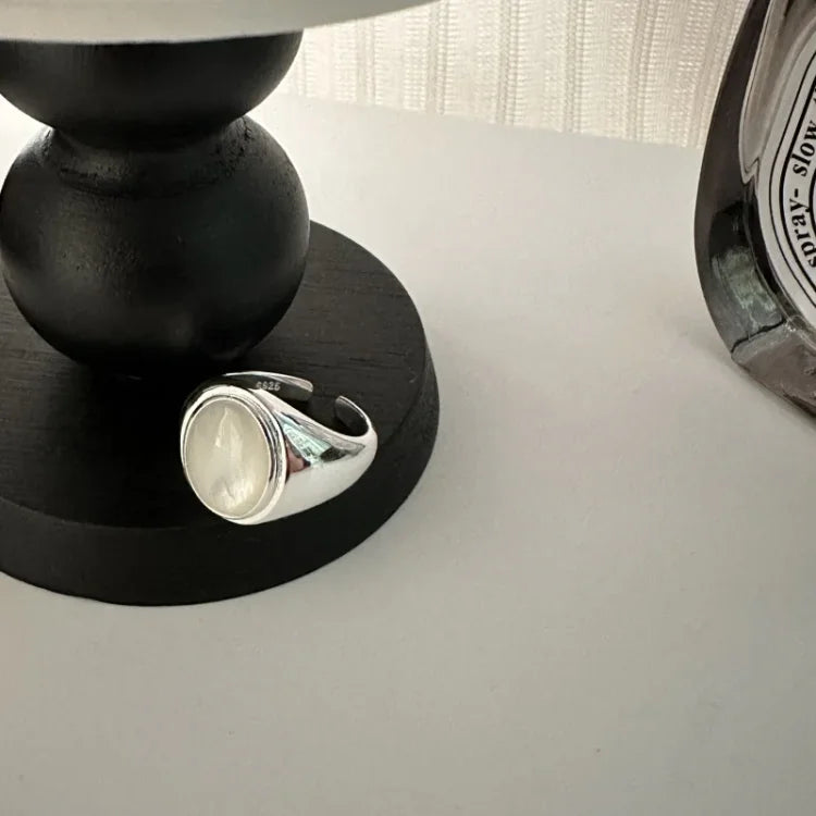 Isla - Pinctada Albina Sterling Silver Ring for Women
