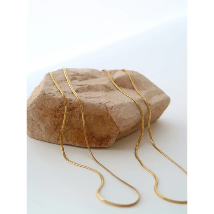 Isis - Slim 18K Gold-Plated Snake Necklace for Women