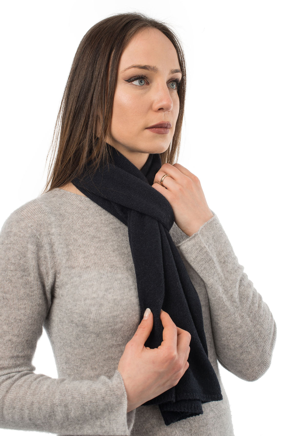 CashmereLux Scarf - Pure Italian Cashmere Elegance