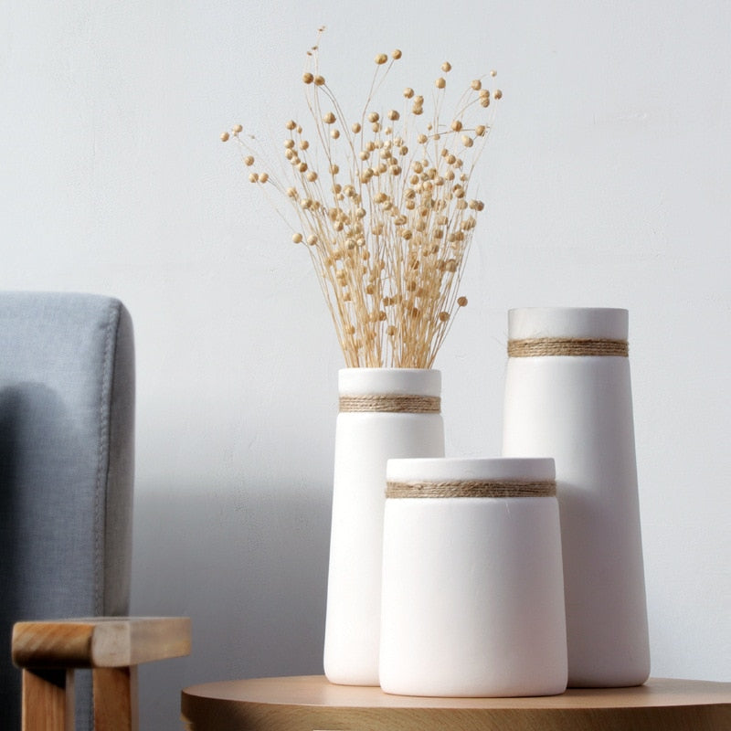 JuteLuxe - Ceramic Vase with Jute Details
