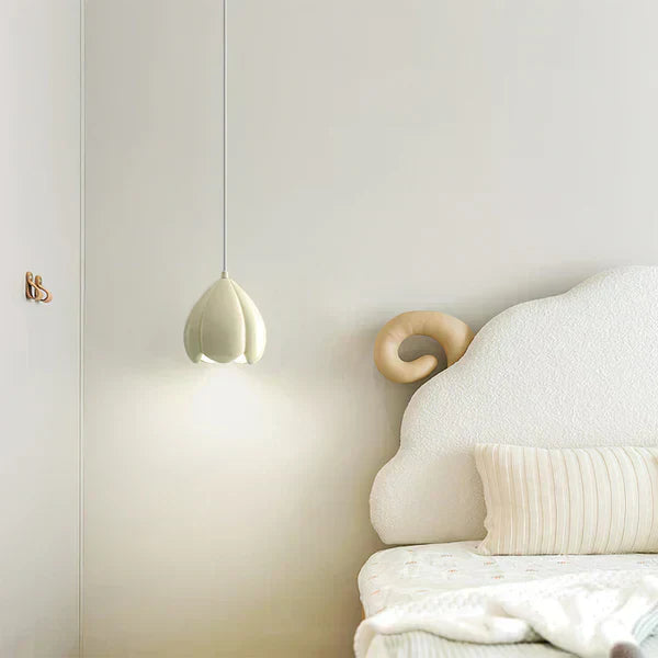 FlowerGlow Pendant - Cream Cottage Ceiling Lamp