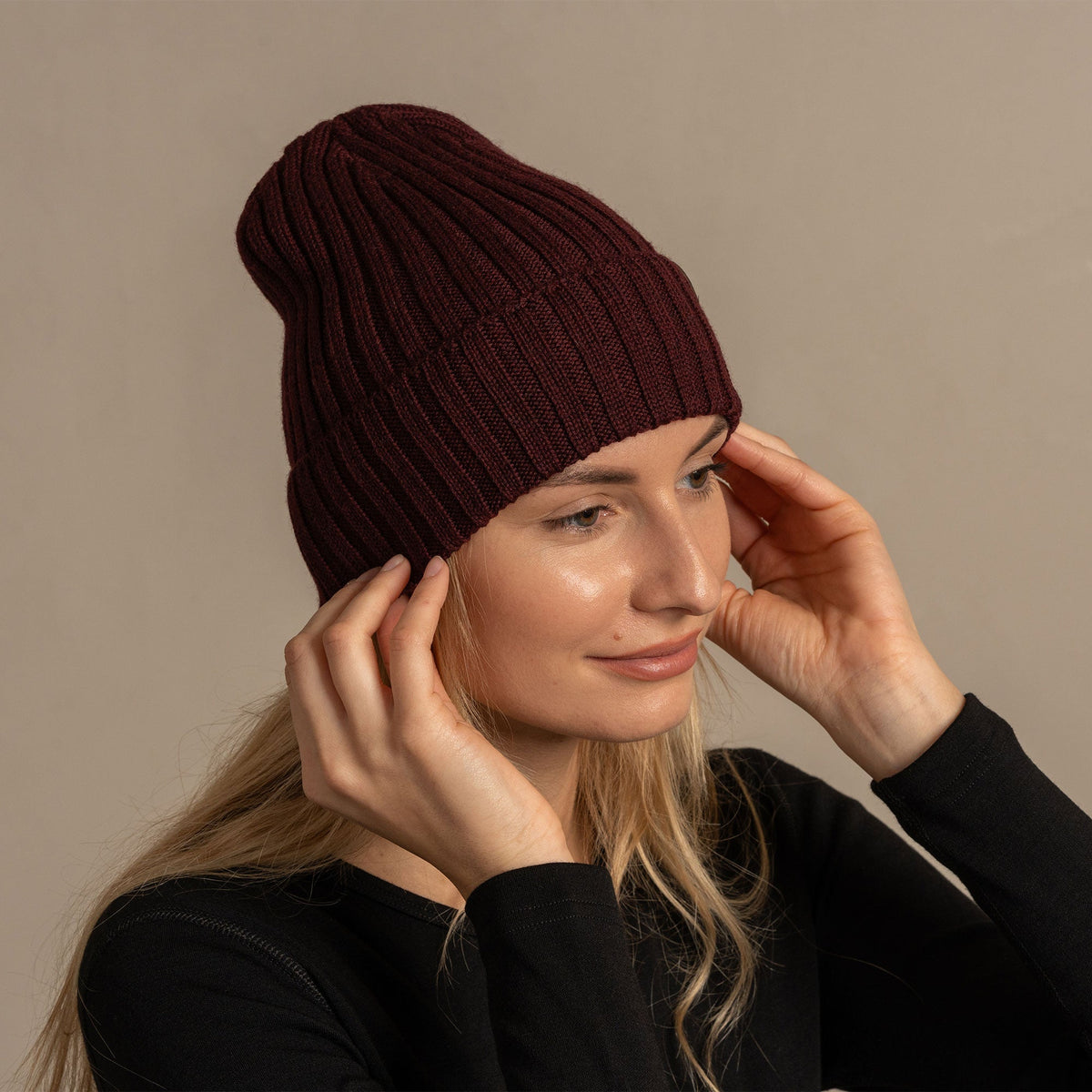 CozyMerino Beanie – Luxe Merino Wool Beanie