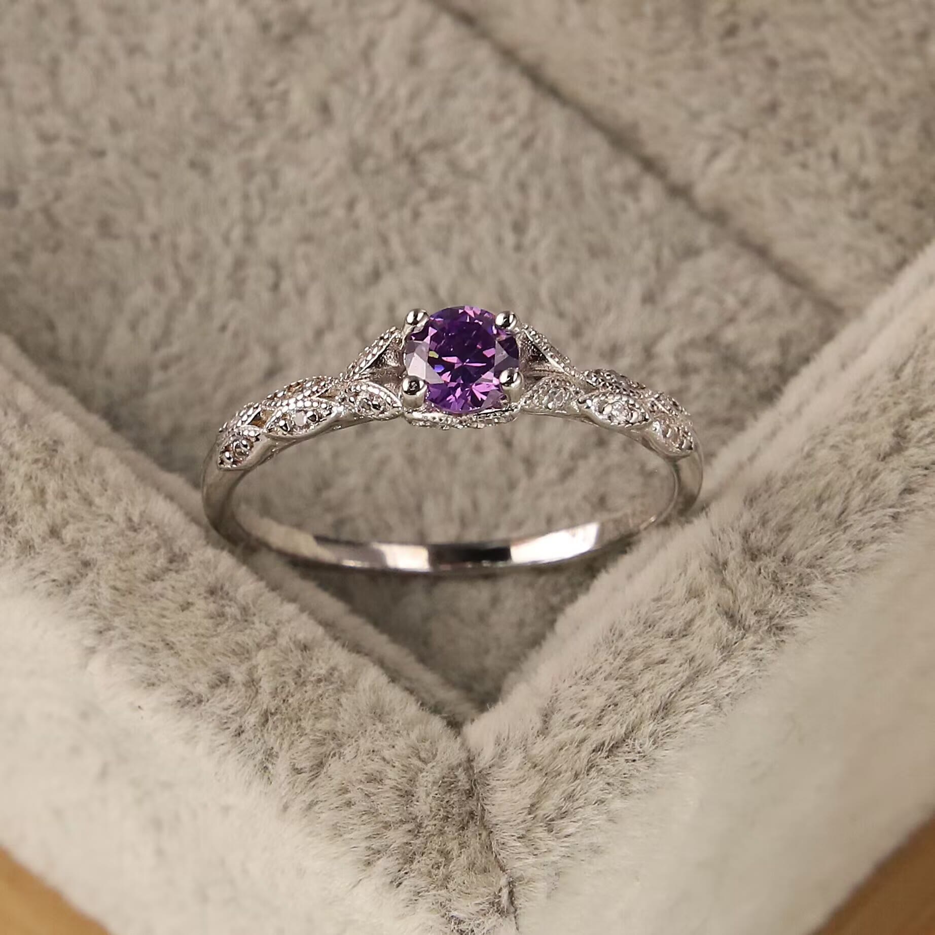 Nova - Minimalist Amethyst & Zirconia Ring for Women