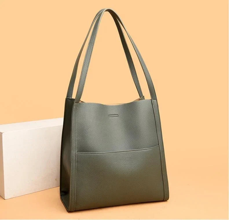 LuxeCarry - Elegant Leather Shoulder Bag for Women