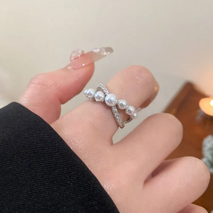 Isadora Adjustable Vintage Ring with Sparkling Zirconia and Pearl