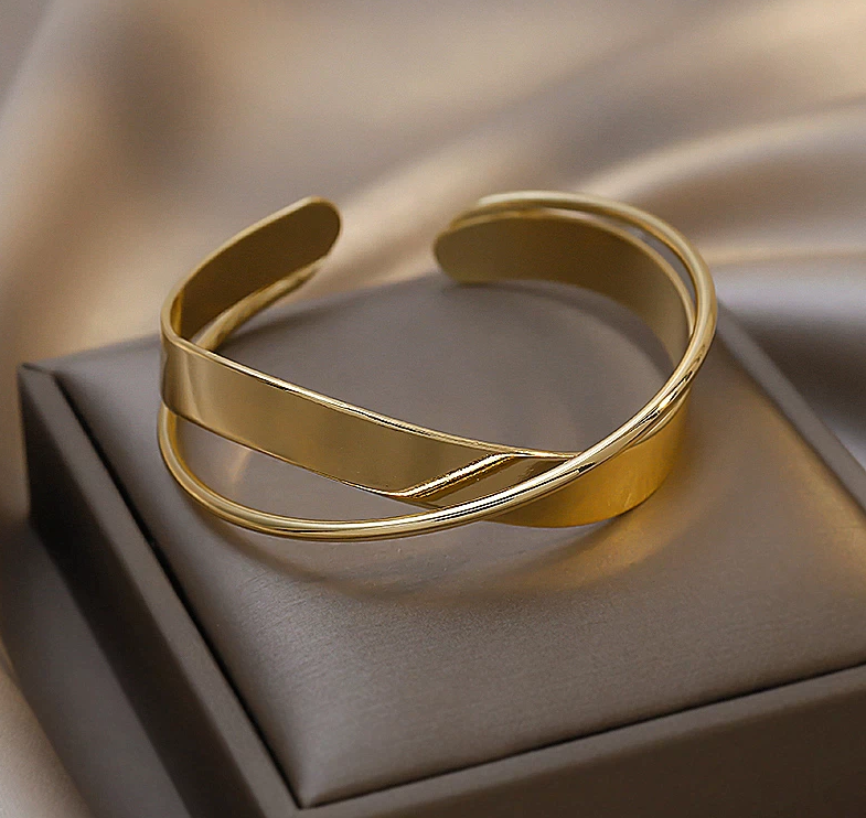European - Elegant Cuff Bracelet for Women