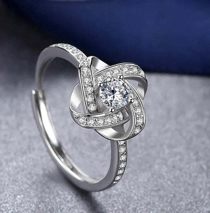 Love Knot Ring - Adjustable 18k White Gold Cubic Zirconia Ring