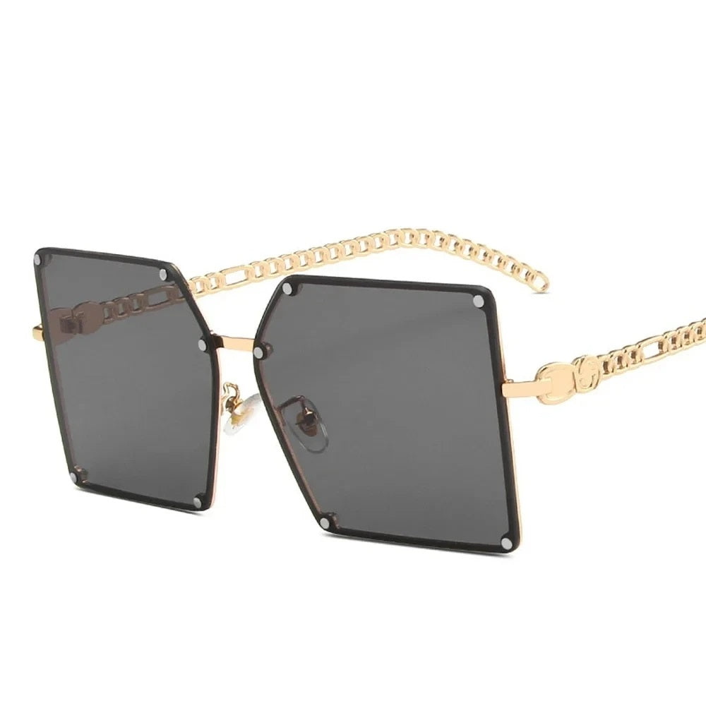 Mirthe Shades - Retro Square Sunglasses with Chain Frame