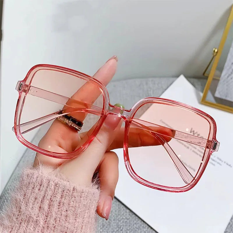 Sheena Shades - Elegant Oversized Square Sunglasses