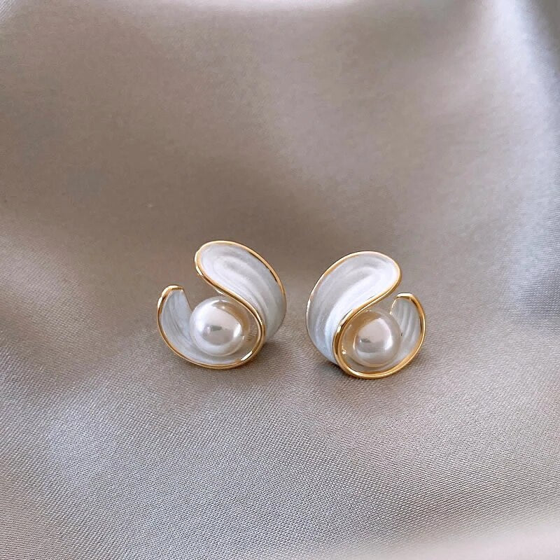 Amara - Gold Earrings with White Opal and Pearl for Women