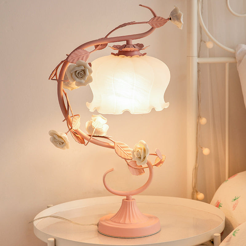 BellaStylish Rose Lamp - Elegant Floral Table Light