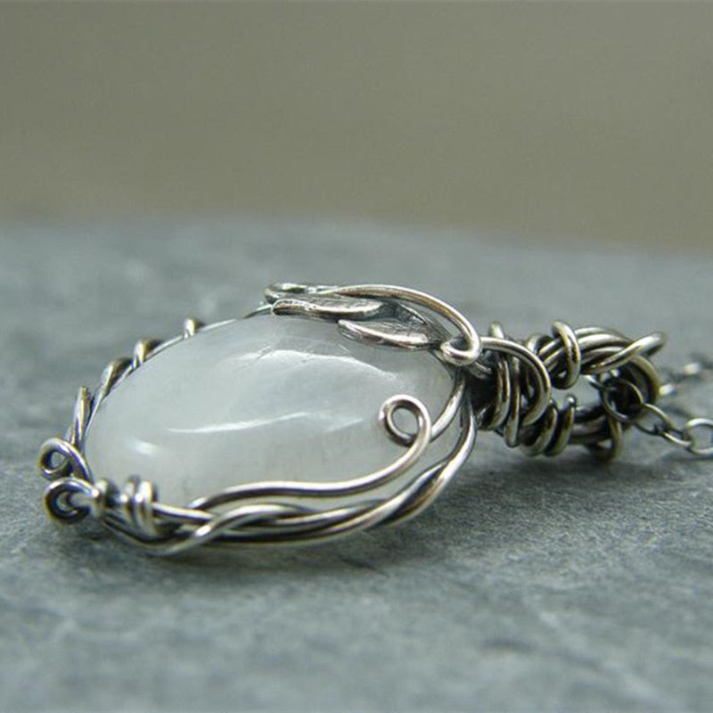 Selene - Retro Moonstone Necklace for Women