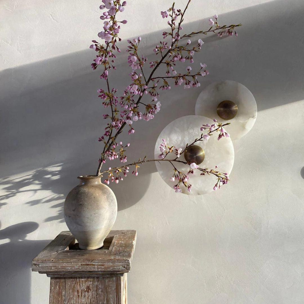 Aurora d'Or Round Wall Lamp - Alabaster Glow