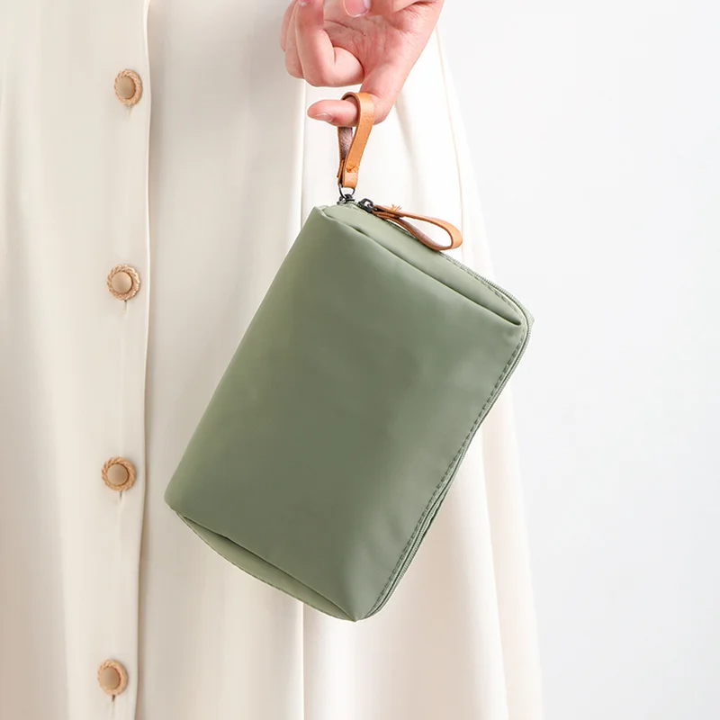 TravelOrganizer - Travel Pouch for Cosmetics and Toiletries