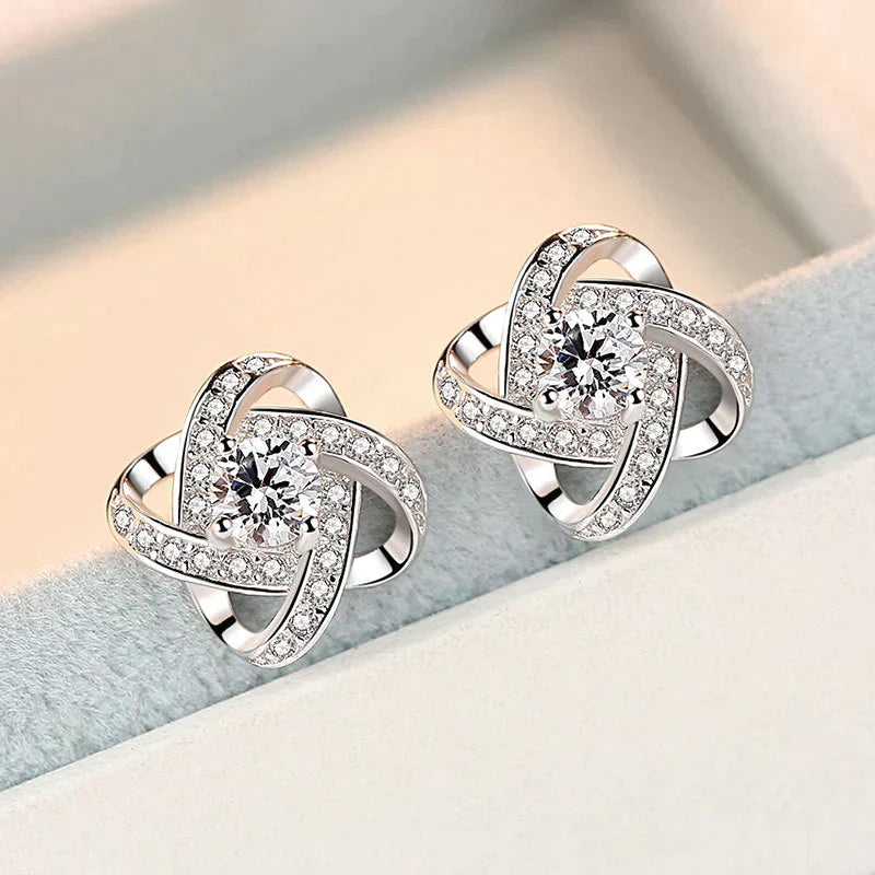 Charming Love Knot - Necklace and Earrings Set for Women