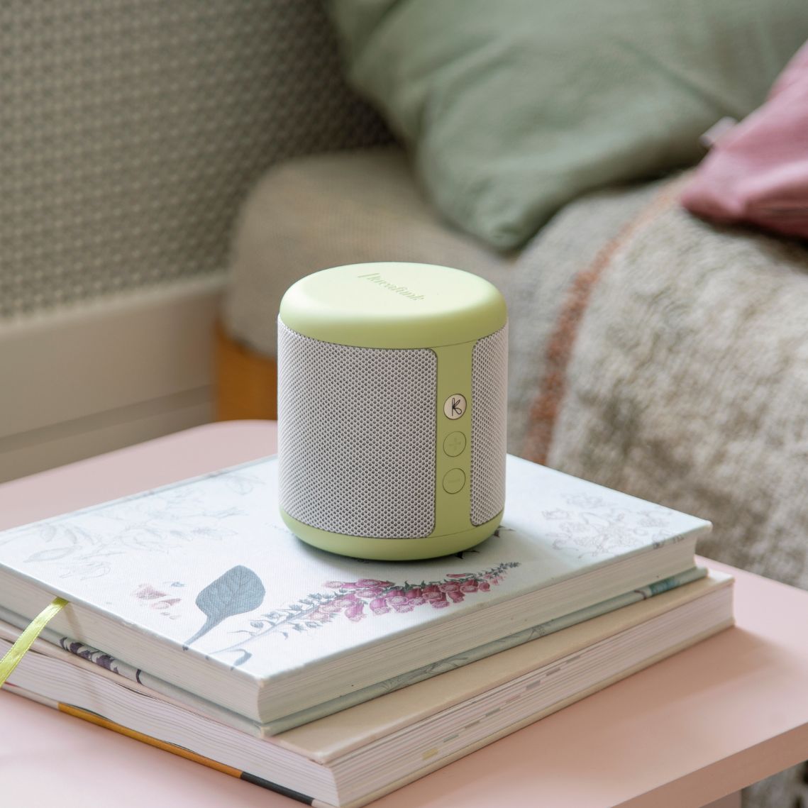 SoundWave - Portable Bluetooth Speaker