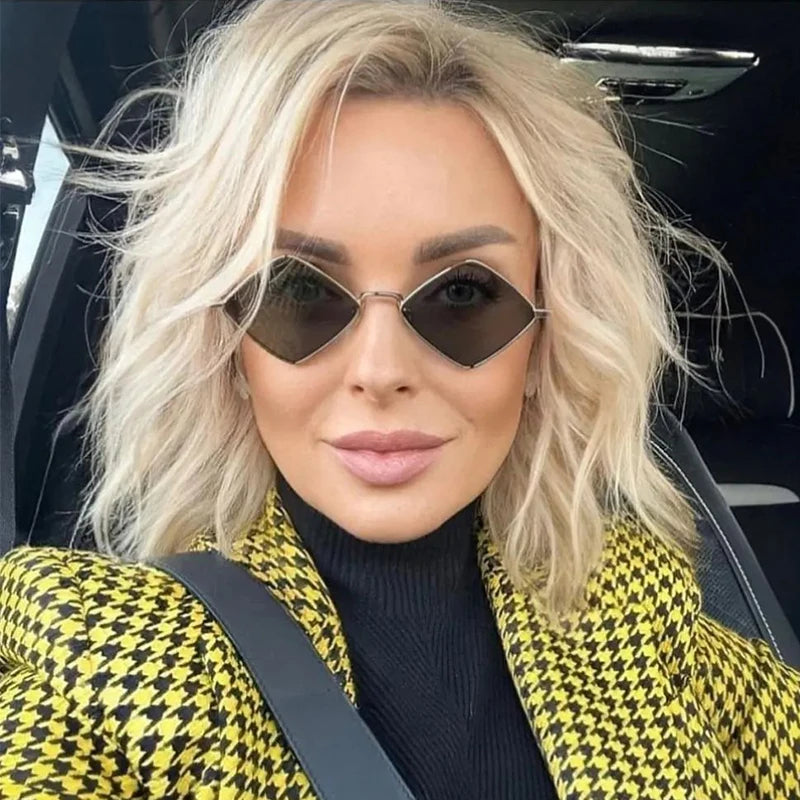 MayaVision - Retro Diamond-Shaped Sunglasses
