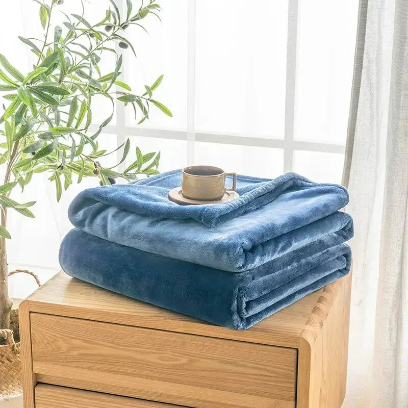 FlannelWarm - Soft Thickened Flannel Throw Blanket