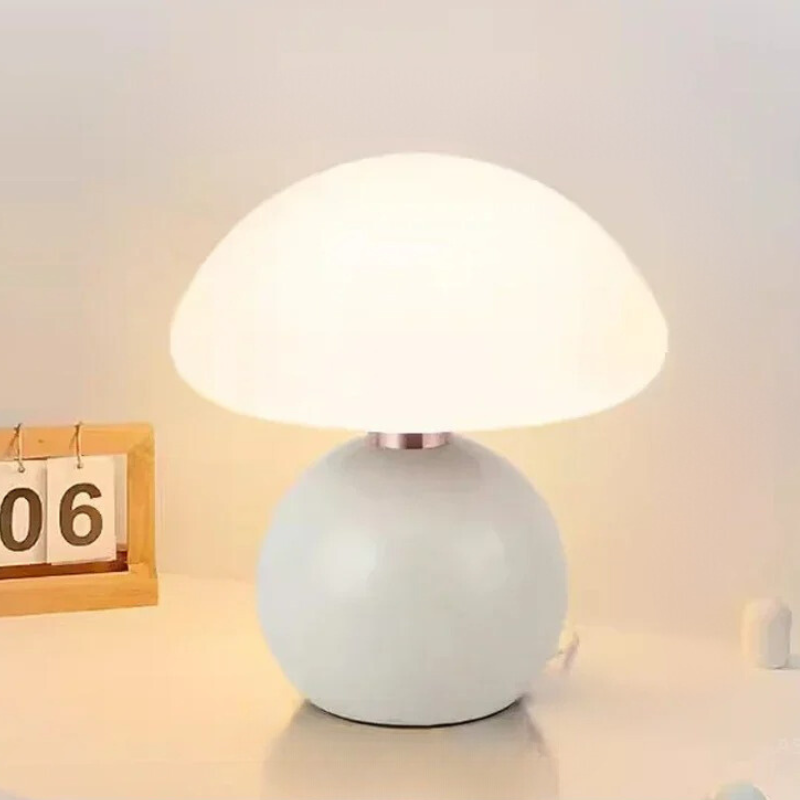 Mushroom Table Lamp - Elegant Cream LED Accent Light