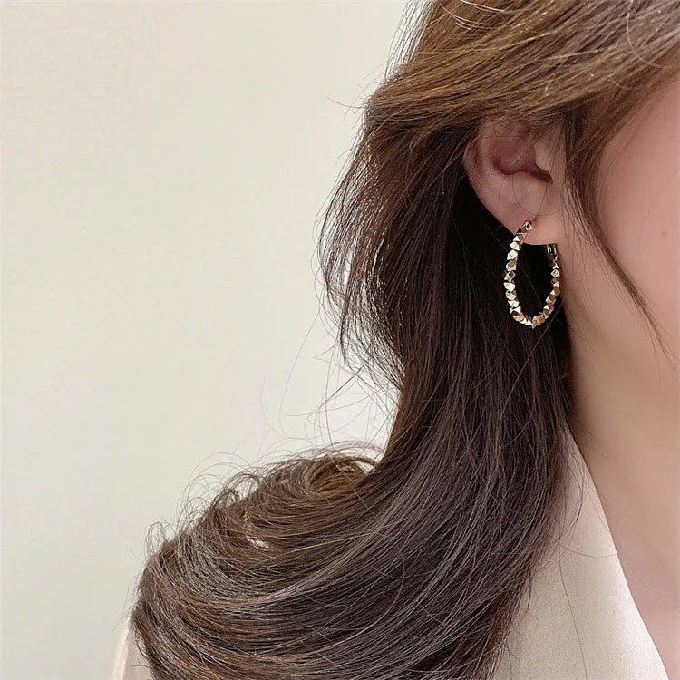 Nina - Faceted Hoop Earrings in Gold and Silver for Women