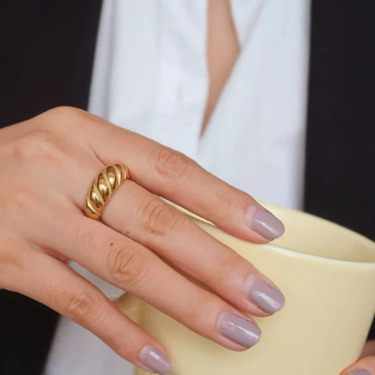 Selene Gold Rope Dome Ring - Timeless Vintage and Modern Elegance