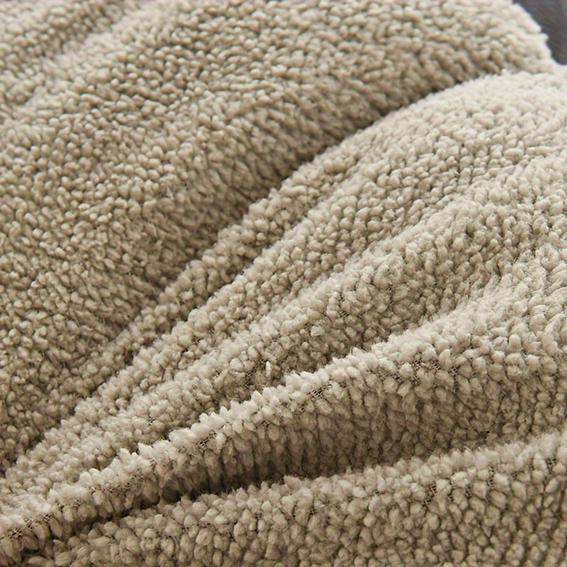 All-Season Geometric Duvet Insert - Comfort