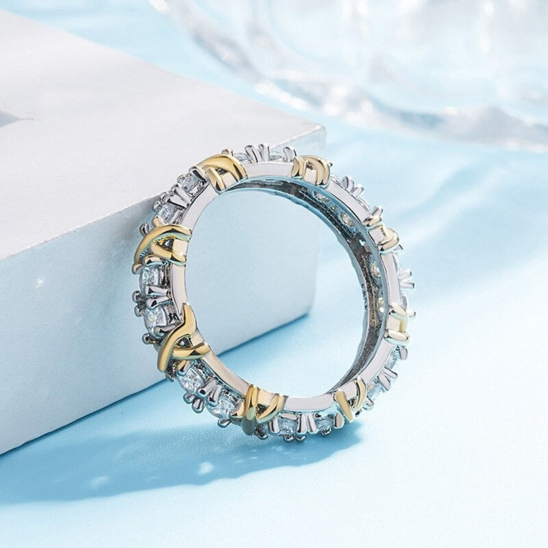 Auryn - Platinum Cross Ring
