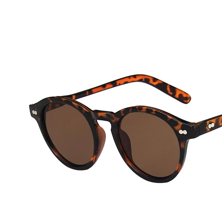 Natasha - Retro Round Sunglasses