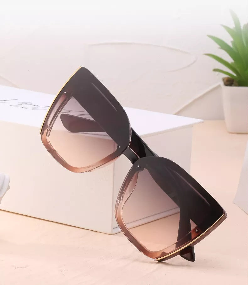 BillieShade - Square Retro Cat-Eye Sunglasses with UV Protection