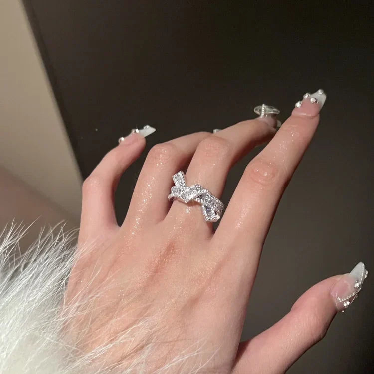 Serena - Adjustable Knot Ring for Women