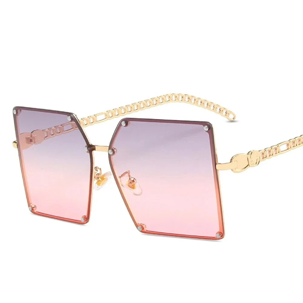 Mirthe Shades - Retro Square Sunglasses with Chain Frame