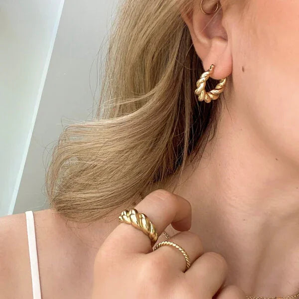 Selene Gold Rope Dome Ring - Timeless Vintage and Modern Elegance