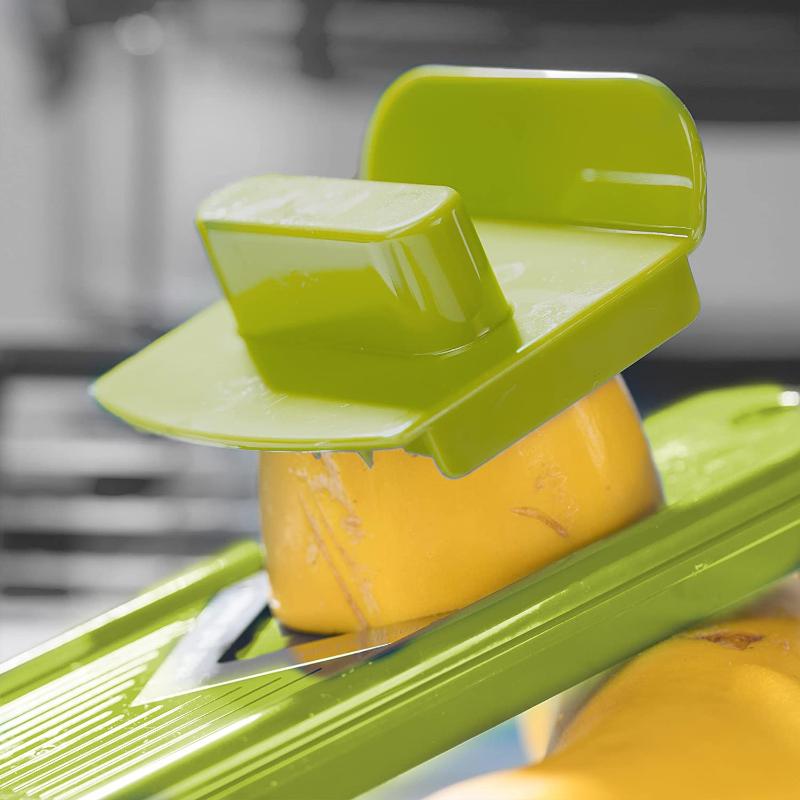 SlicePro - Multifunctional Vegetable Slicer for the Kitchen