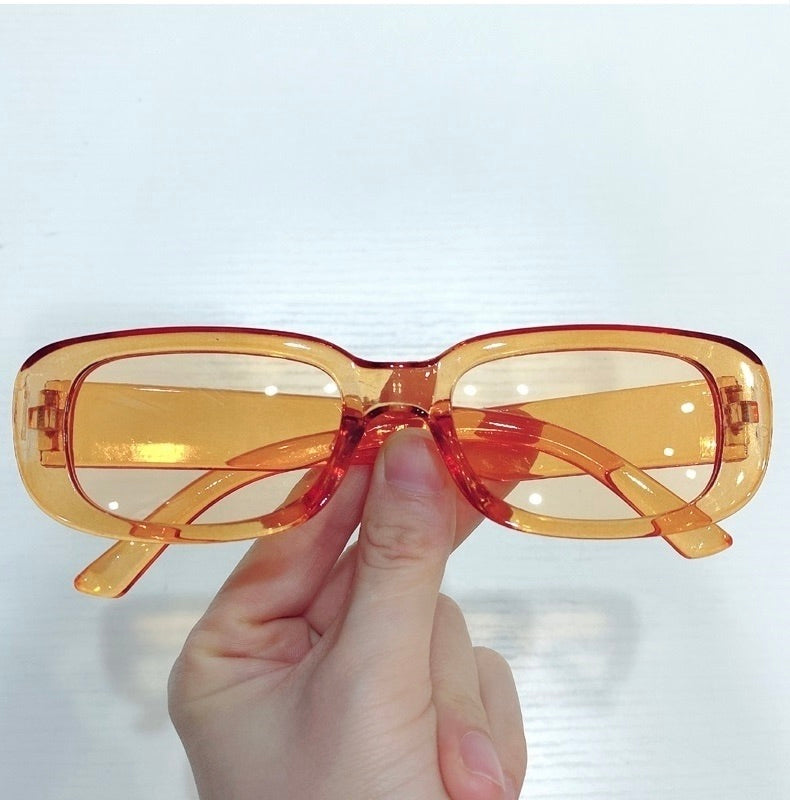 Shelly - Classic Retro Sunglasses for Every Occasion