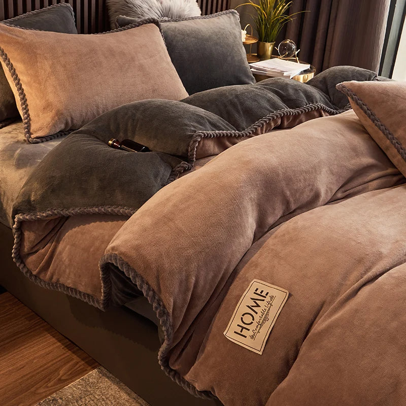 PlushHaven Fleece Duvet Set - King Size Warmth