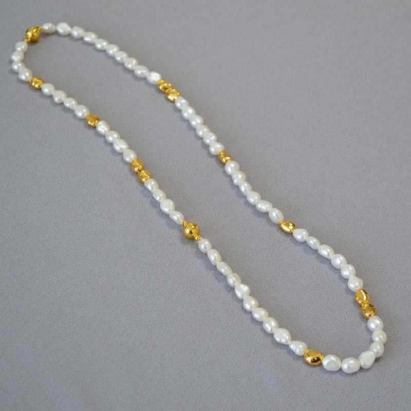 UniqueGlow - Baroque Pearl Necklace