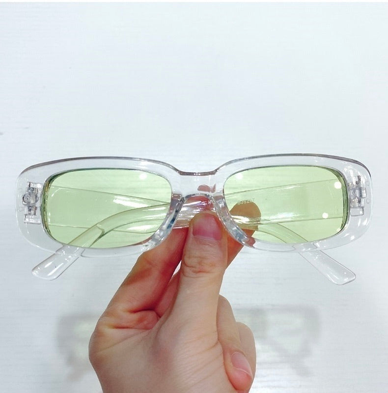 Shelly - Classic Retro Sunglasses for Every Occasion