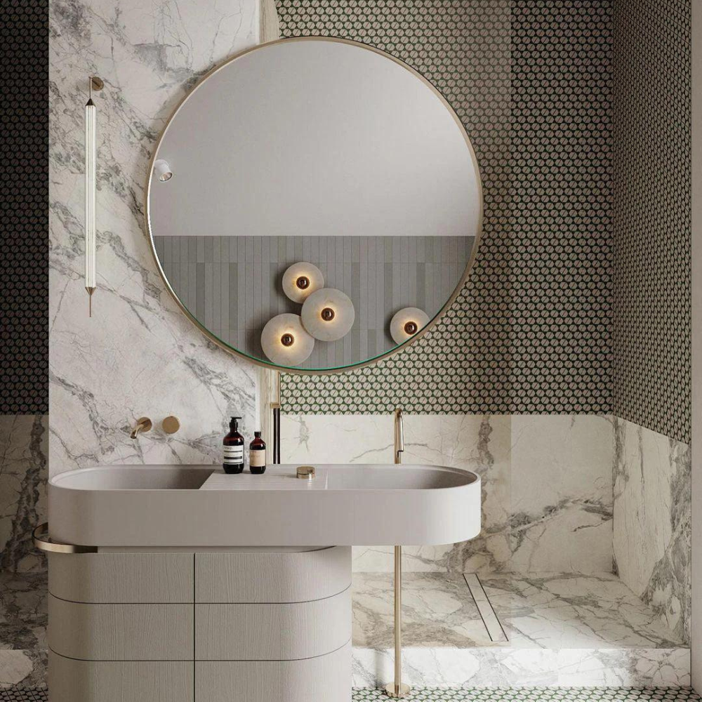 Aurora d'Or Round Wall Lamp - Alabaster Glow