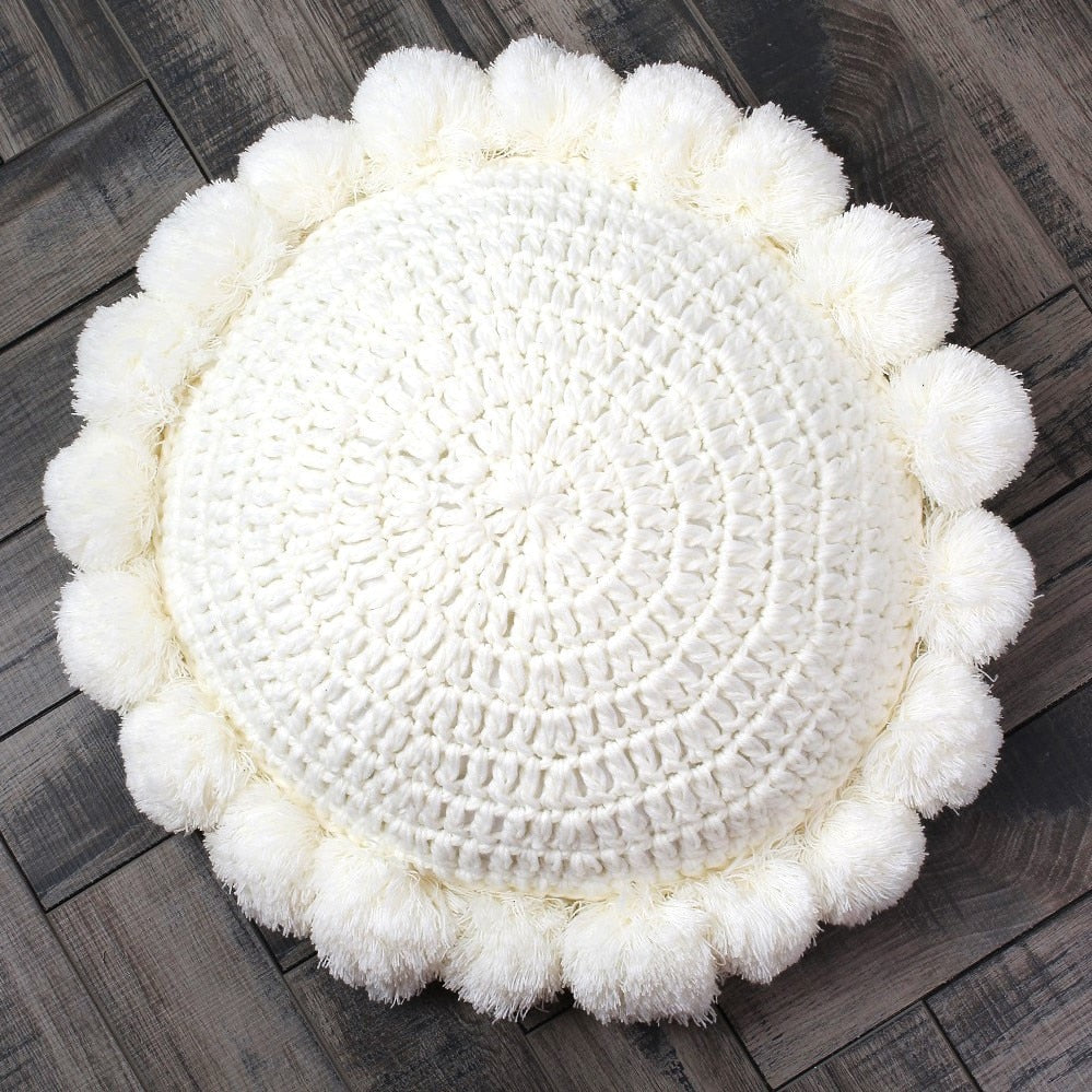 CozyCushion - Stylish Round Decorative Throw Pillow