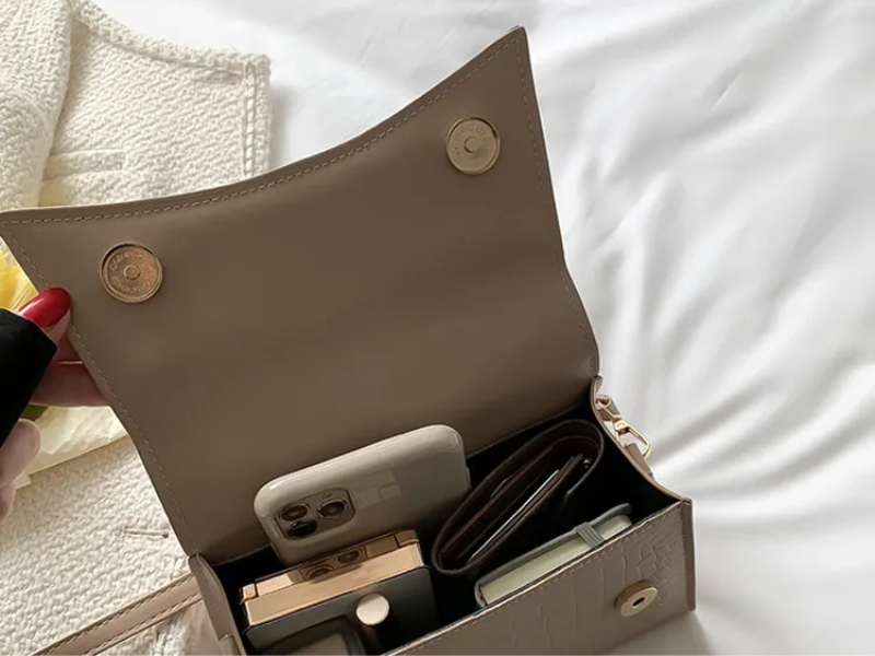 AndreaBag - Elegant Everyday Handbag