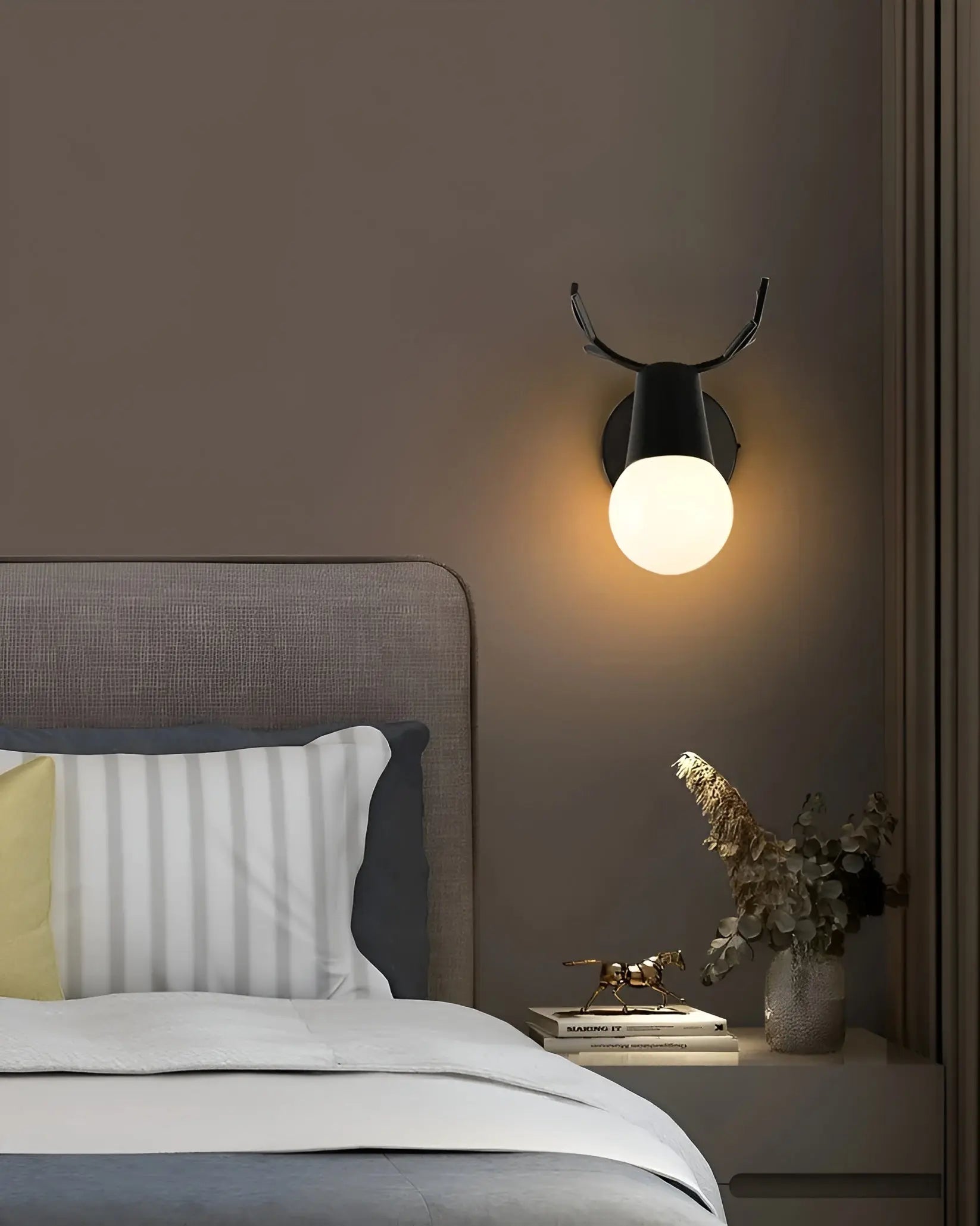Nordic Glow Antler LED Wall Lamp - Antler Wall Sconce