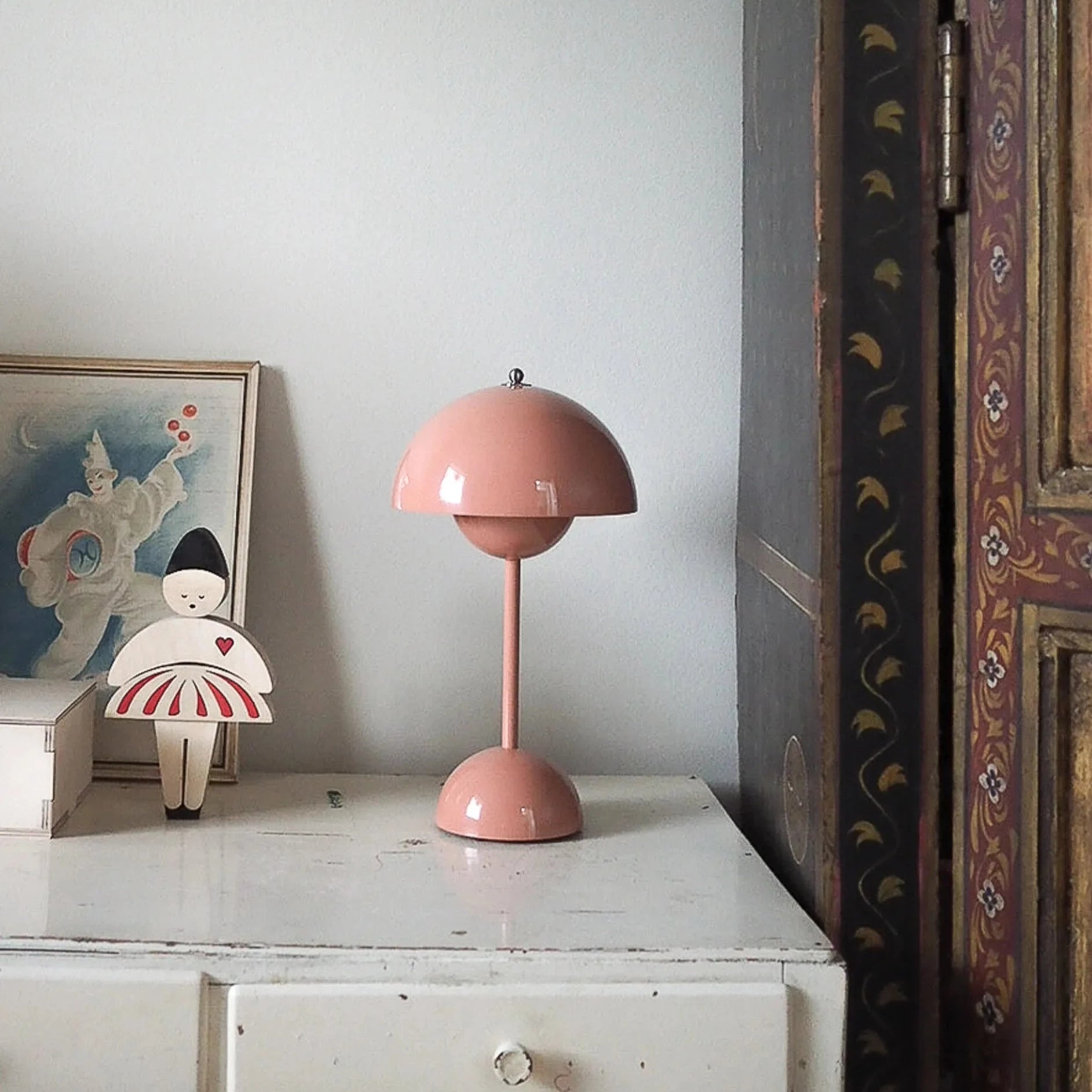 Retro Flowerlight - Cordless Rechargeable Lamp