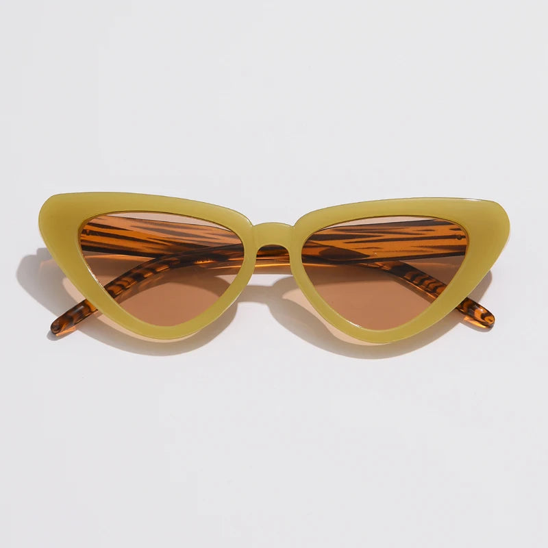 Bold Fashionable Sunglasses - Lightweight UV Protection Shades for Adventurous Style 1