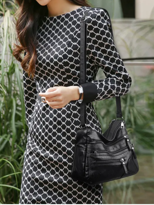 Carly - Vintage Messenger Bag