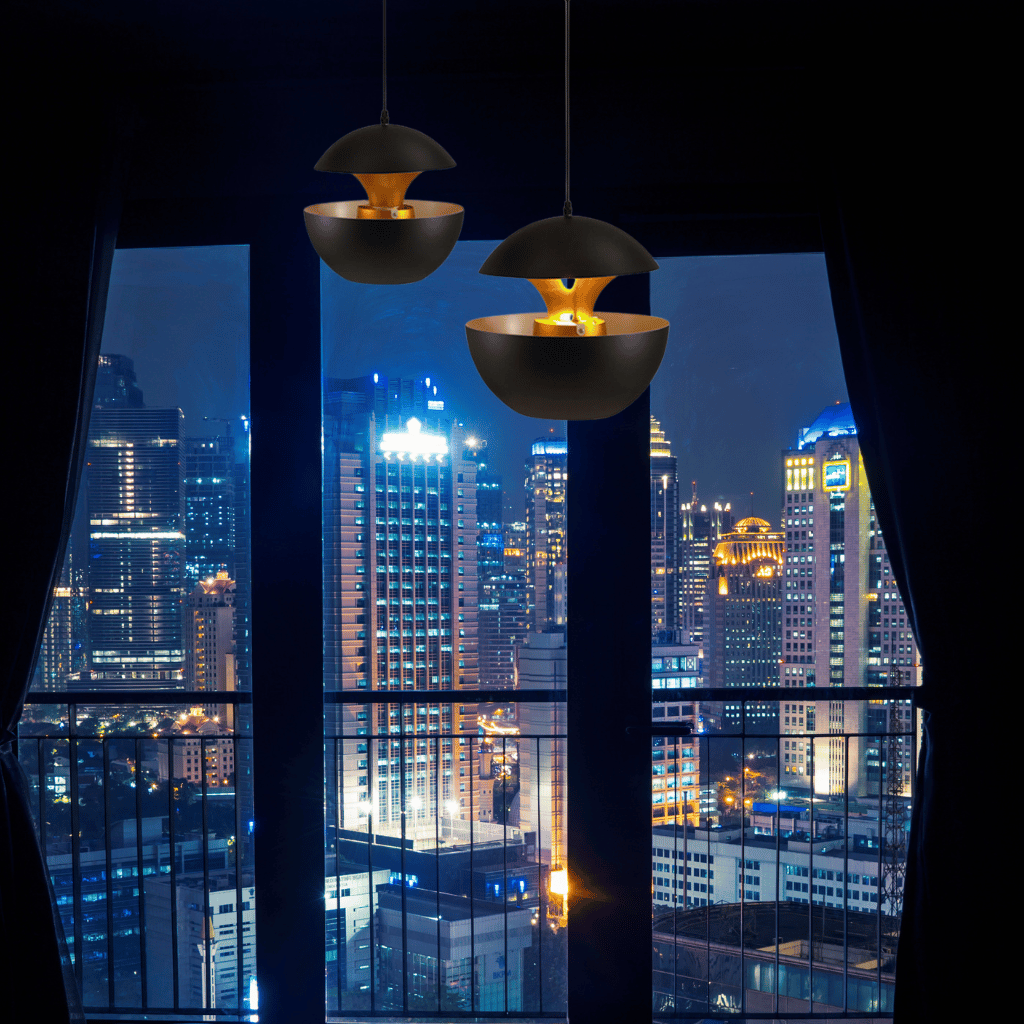 GoldGlow Pendant - Gold-Lined Dining Ceiling Lamp