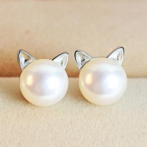 Mila - Silver Cat & Pearl Earrings for Women