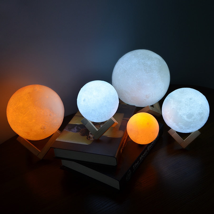 LunaGlow - Magical Moon Lamp