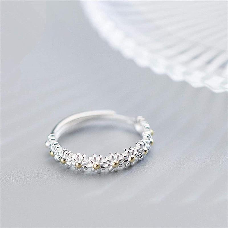 Fiora Adjustable Silver Daisy Ring - Hand-Painted