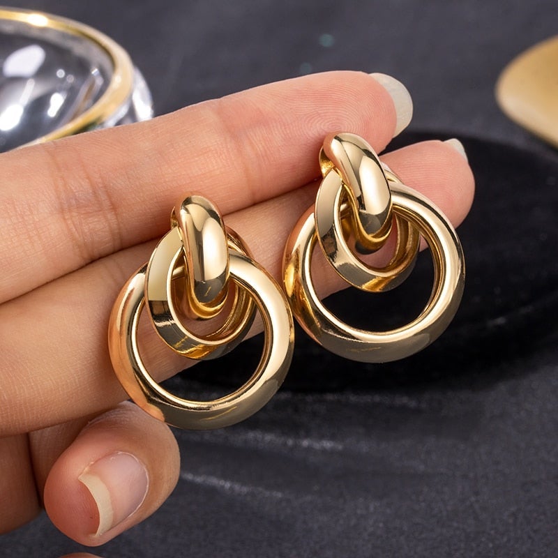 Celestyn Gold Earrings - Elegant Minimalist Style