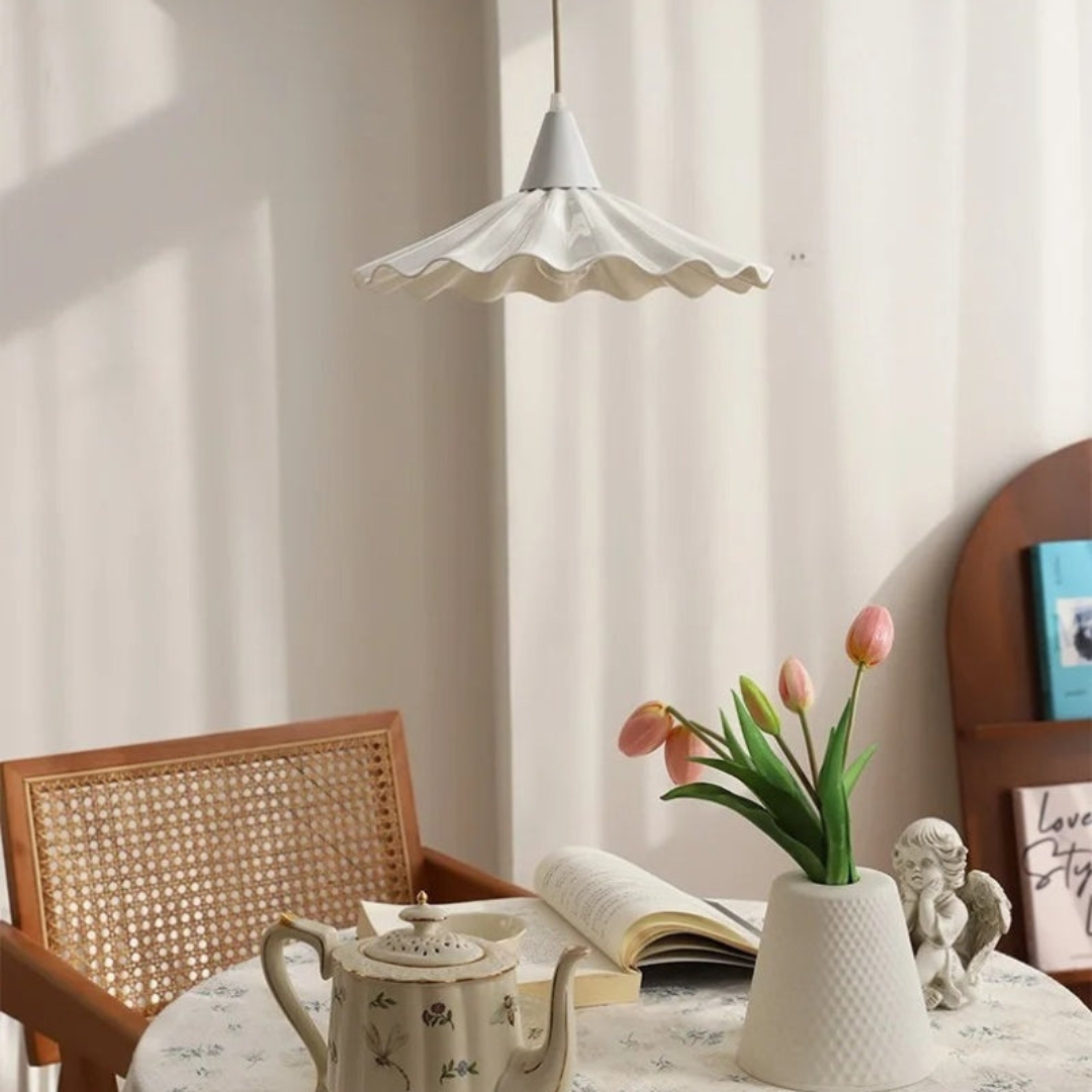 White Ceramic Ribbed Pendant Lamp
